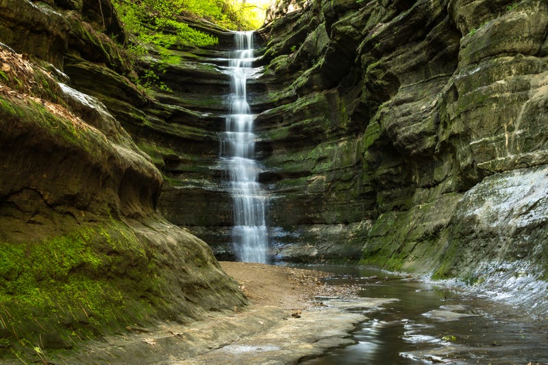 Early spring in French Canyon, Starved Rock state park, Illinois