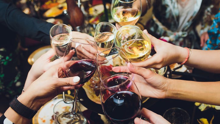 It’s National Drink Wine Day! 6 gifts on Amazon that wine enthusiasts will love