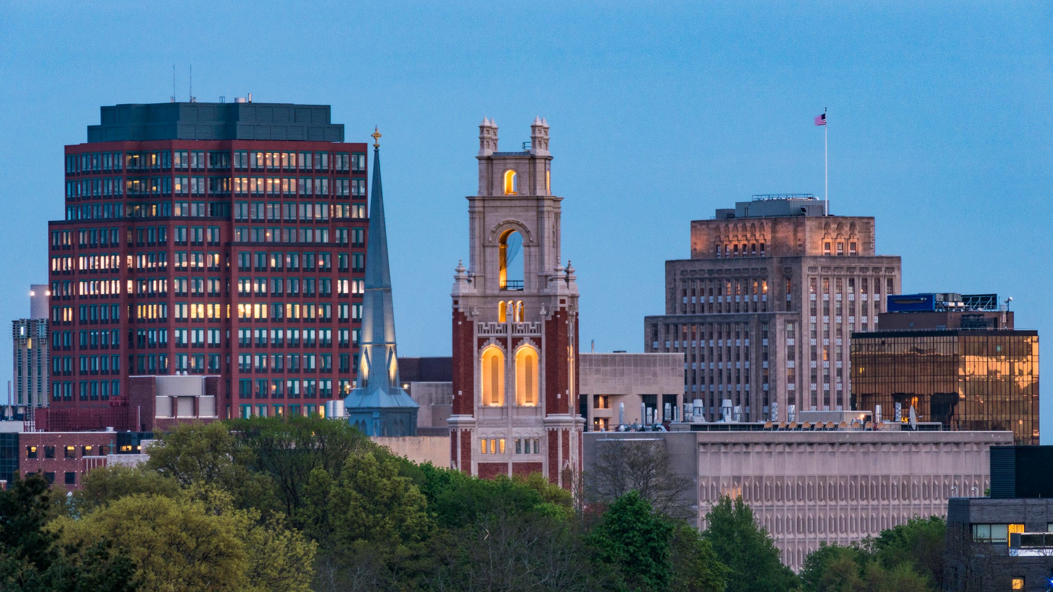 Yale’s drama school is now tuition-free after a $150 million donation from mogul David Geffen