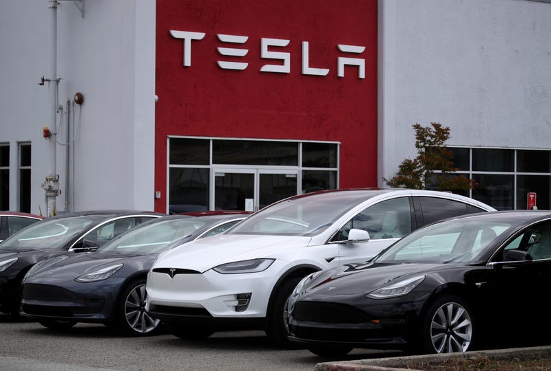 Tesla disagrees with California’s proposal for a solar panel tax and cuts incentives on those who have the green energy source.