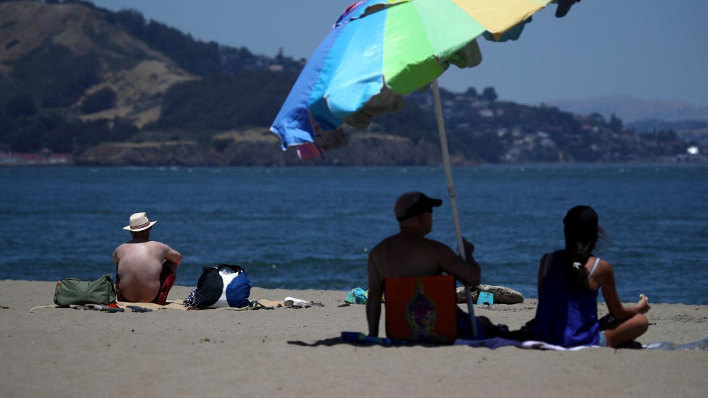 East Bay to close more than 40 parks in anticipation of heat wave