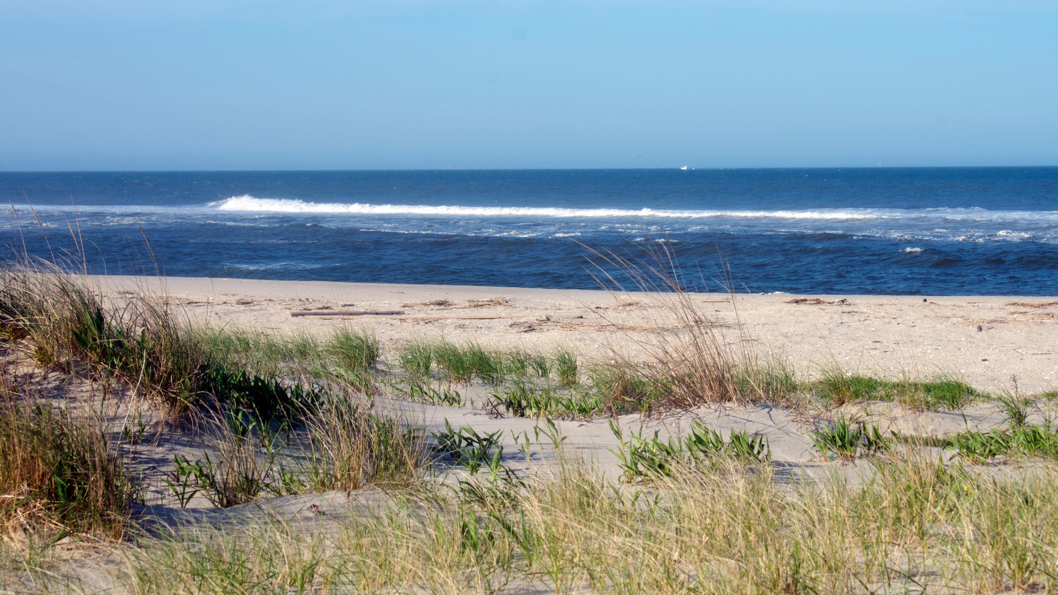 Teen dead, others hospitalized after being pulled from ocean off NJ beach