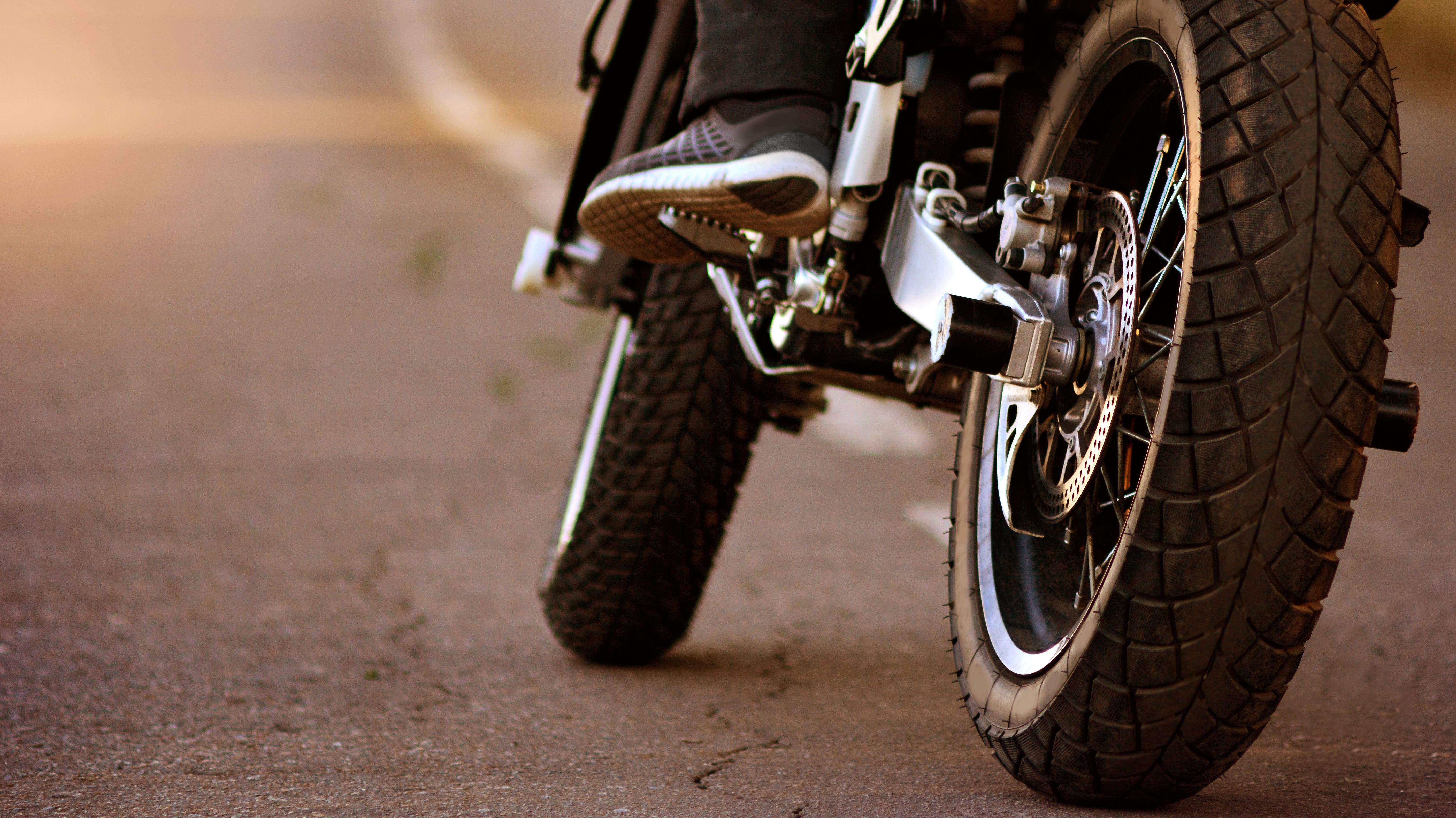 Drunk driving suspected after car turns in front of motorcycle, killing 24-year-old in Pontiac