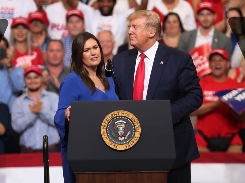 Sarah Huckabee Sanders, Donald Trump