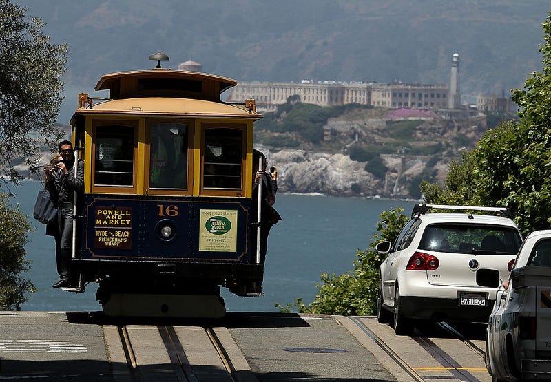 San Francisco cable car gripman Carl Payne passed away on Aug. 7.