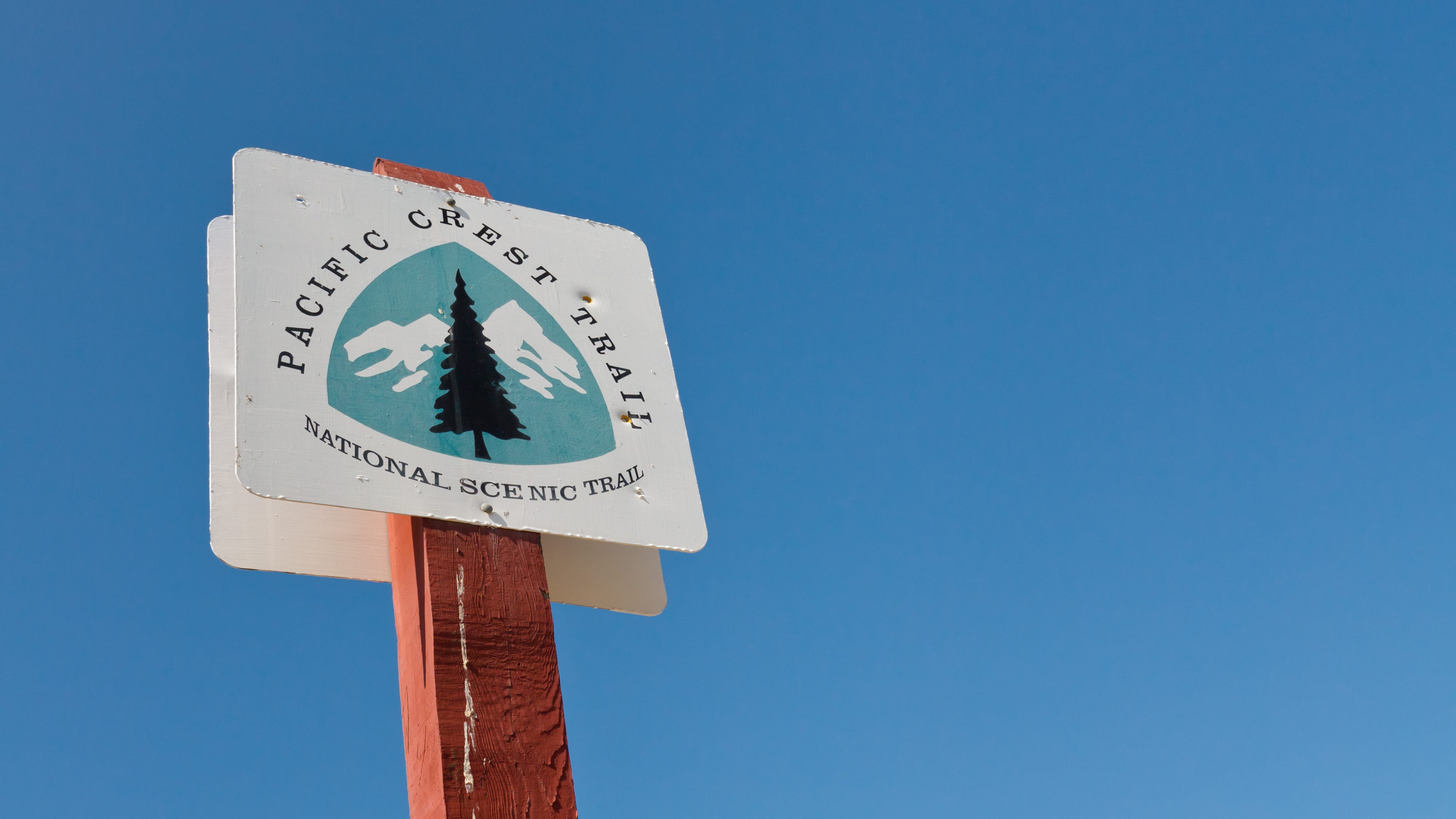 Hiker airlifted from Pacific Crest Trail after becoming ‘severely dehydrated’