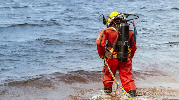 Volunteer divers to recover several vehicles from North Texas lakes