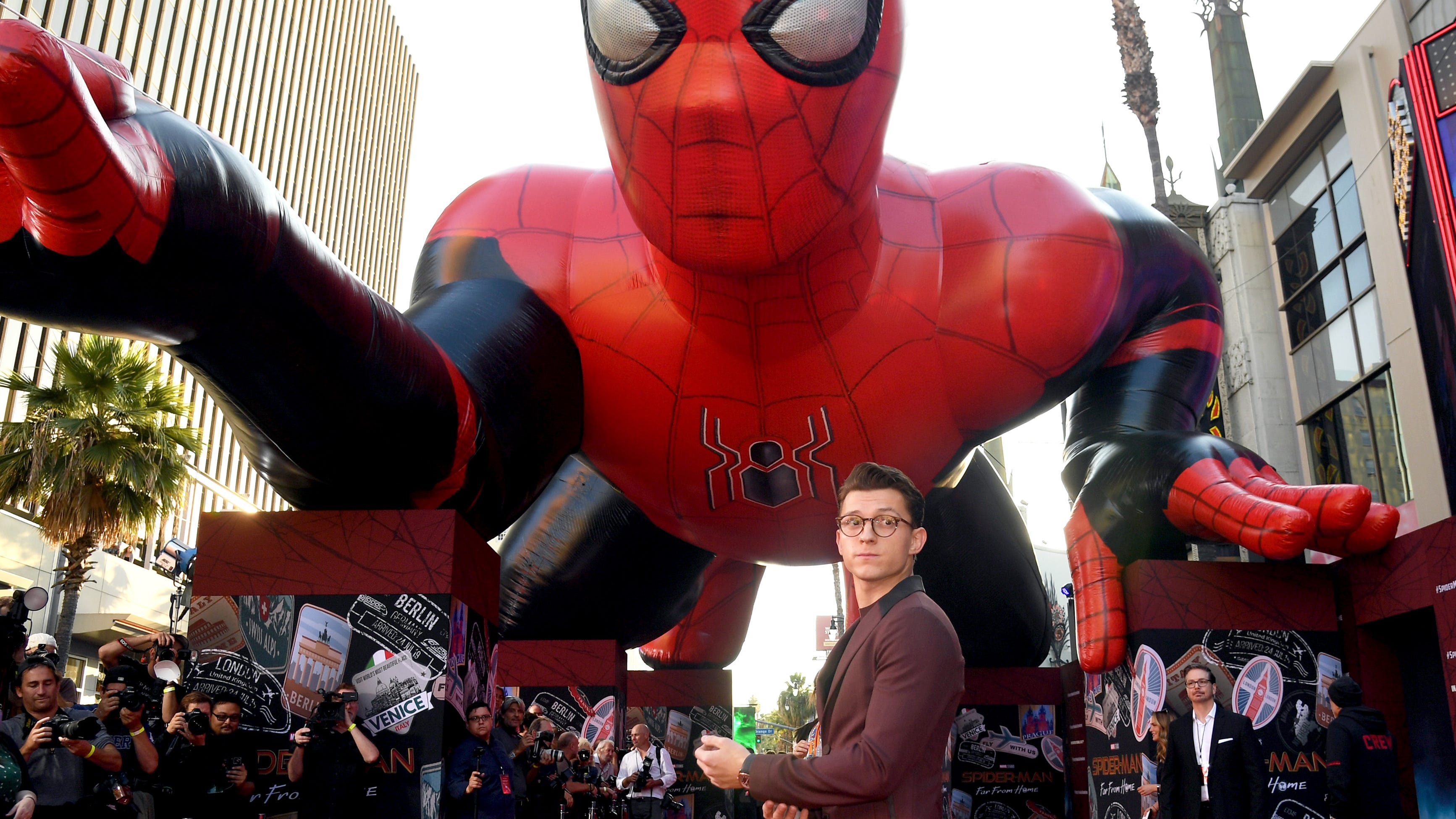 New 'Spider-Man: No Way Home' trailer explodes with action, doom, and lots of villains