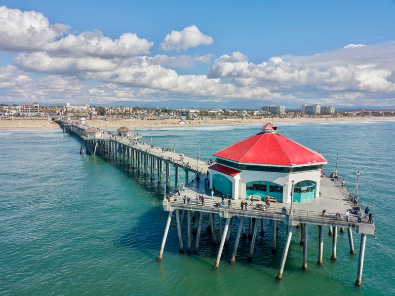 huntington beach pier