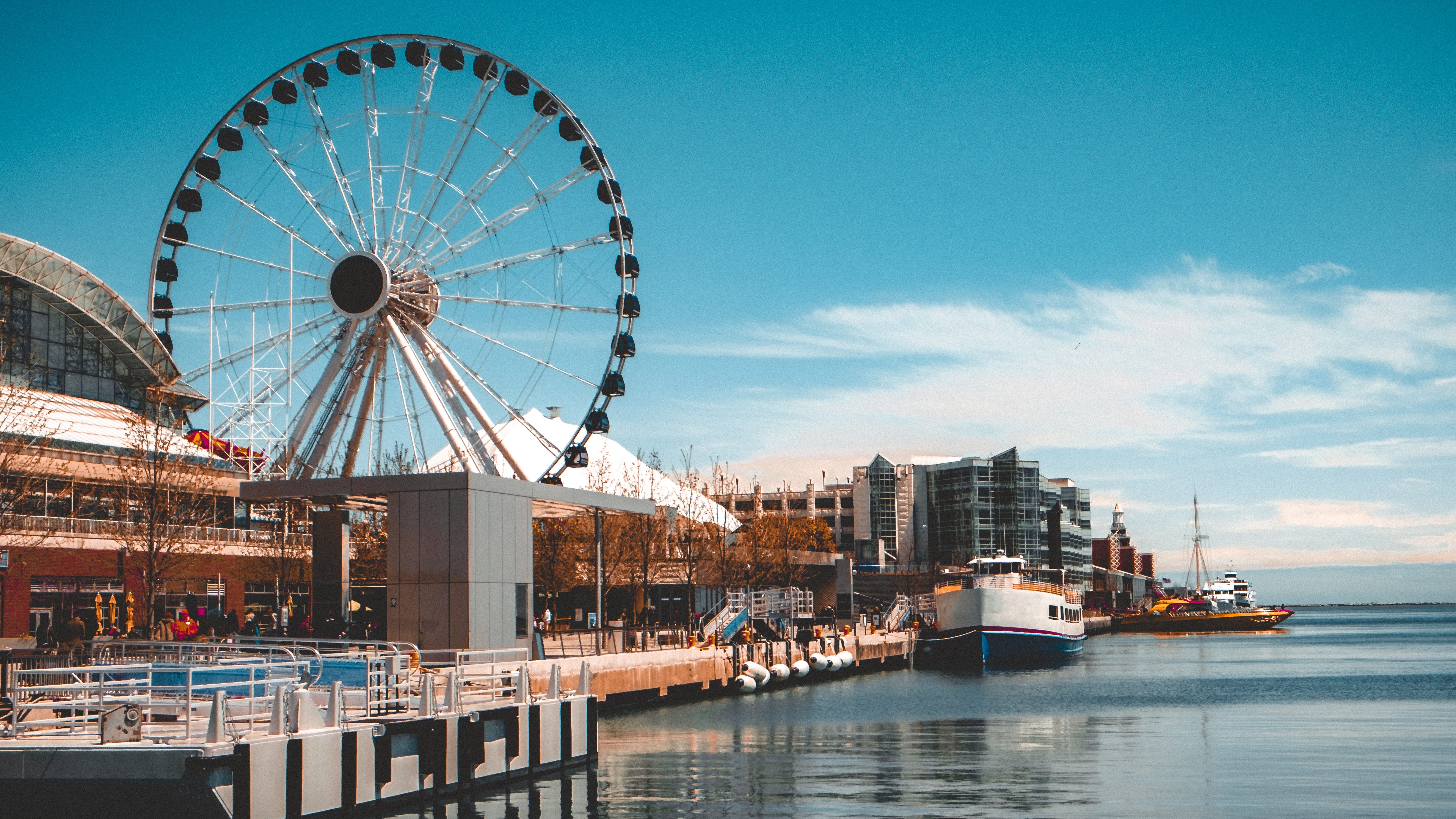 3-year-old boy dies after allegedly being pushed by aunt into Lake Michigan near Navy Pier last week