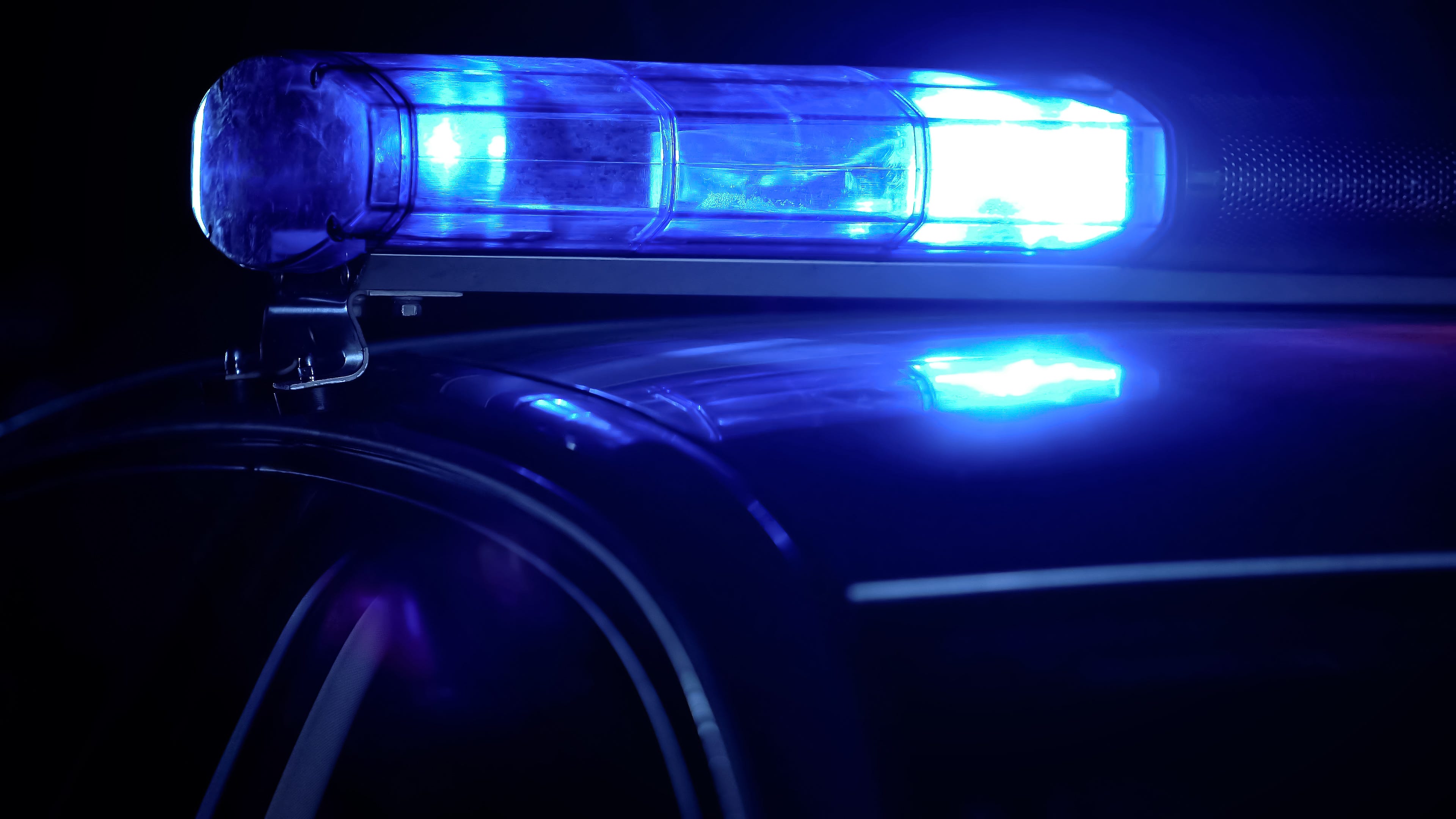 One dead in double shooting on I-10 Service Rd. in New Orleans East