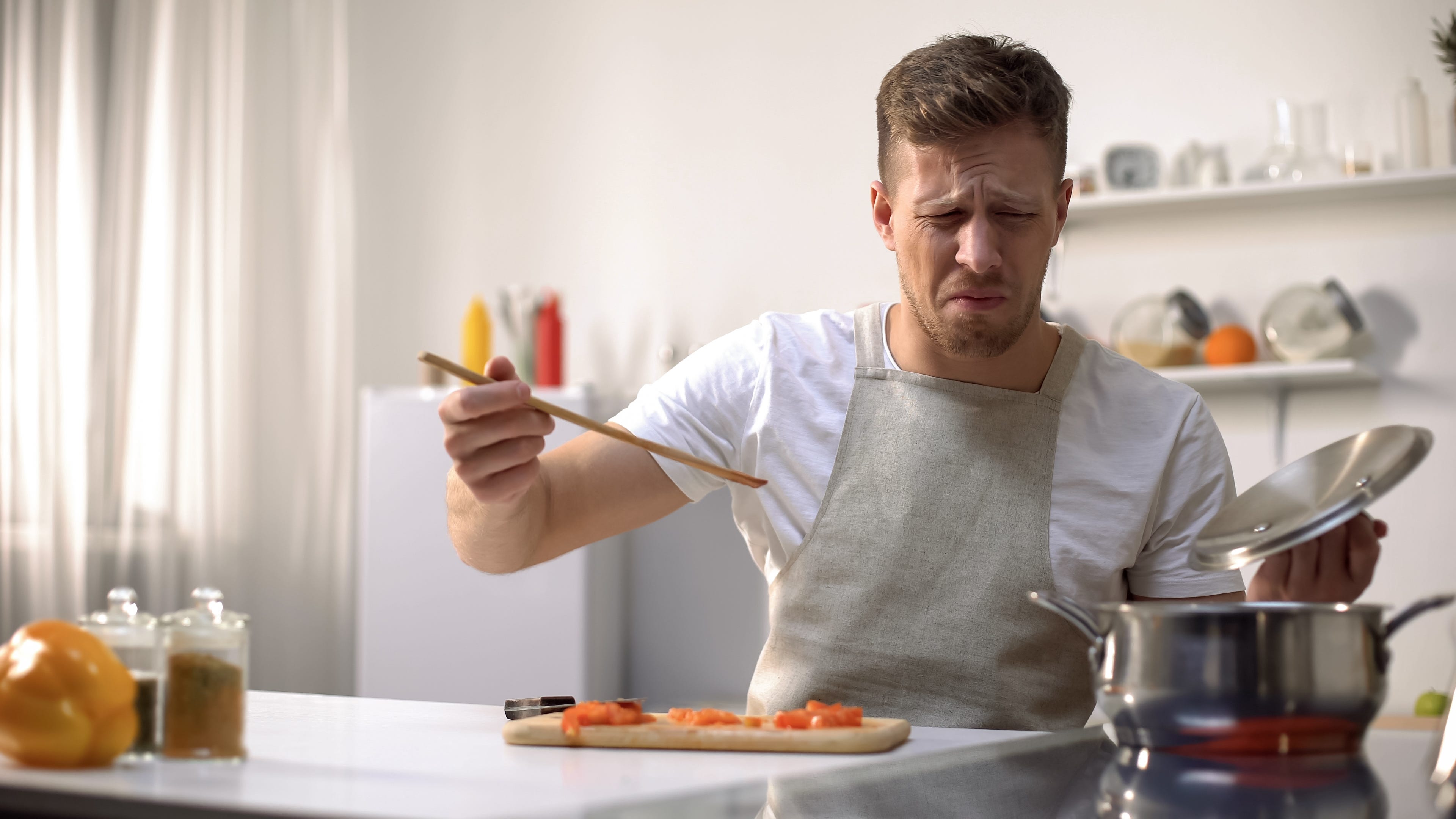 Newly discovered COVID side effect makes food taste and smell like garbage