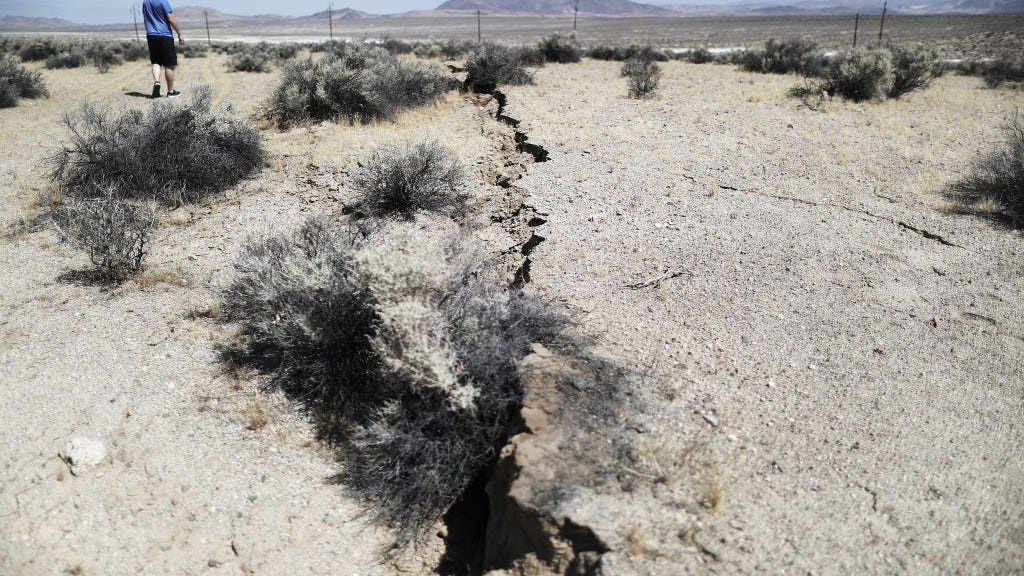 Catastrophic earthquakes: How big does a quake really need to be?