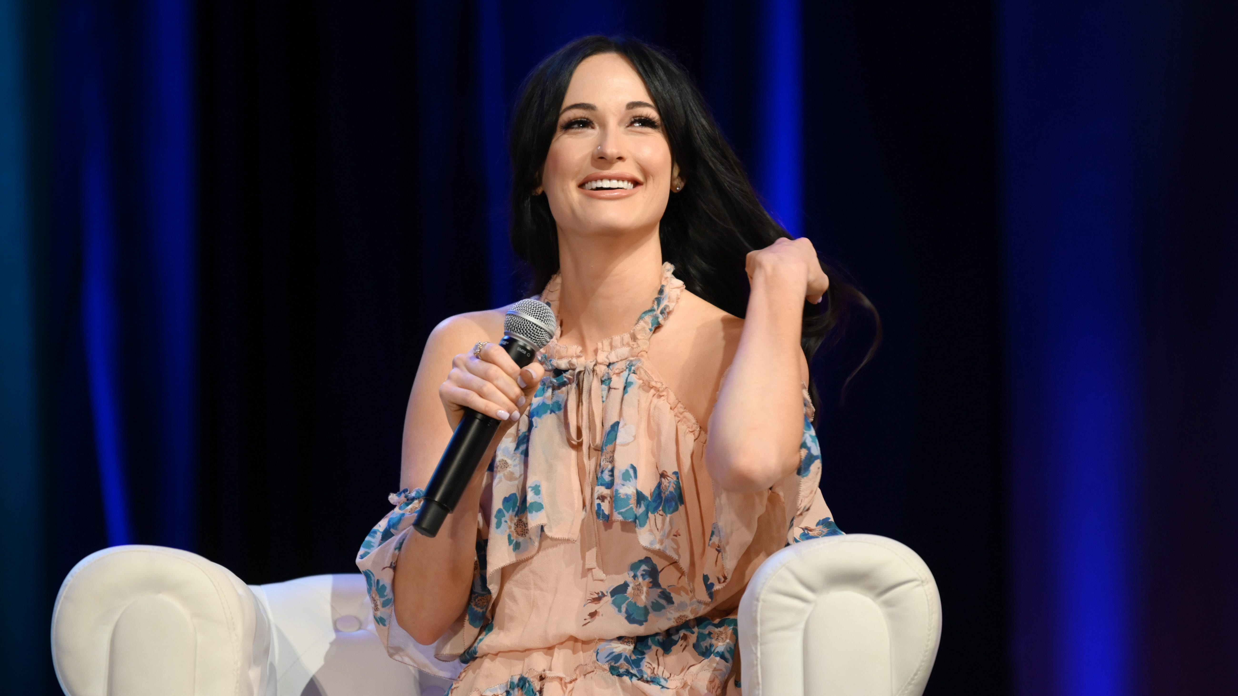 Kacey Musgraves says she's 'bursting the f***ing bubble' with new post-divorce album