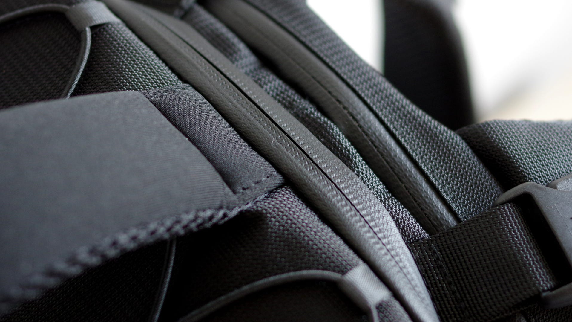 'Suspicious' backpack briefly delays voting at polling place in Michigan; other minor issues across the state