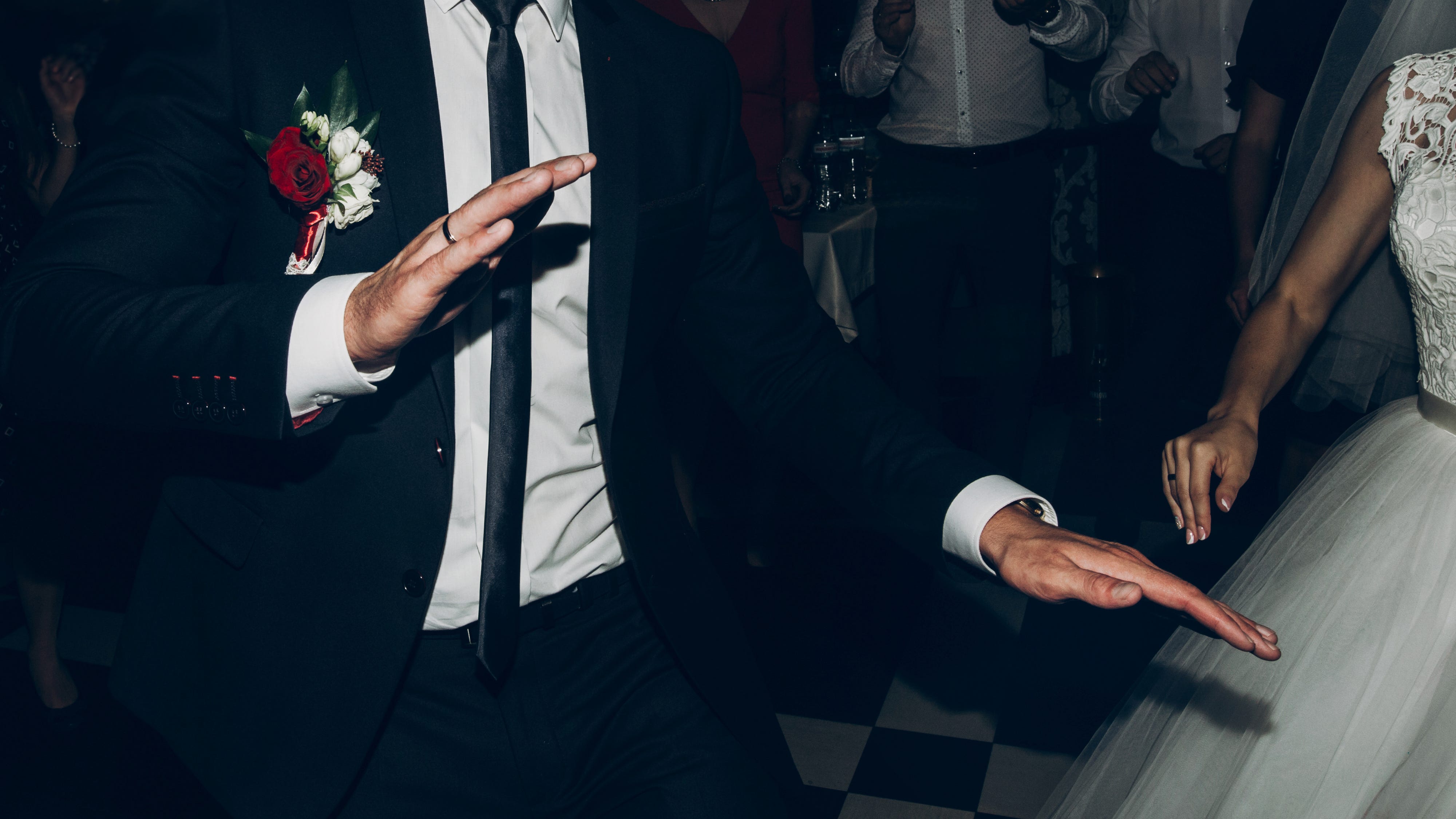 Suburban hotel cited for hosting 150-person wedding reception