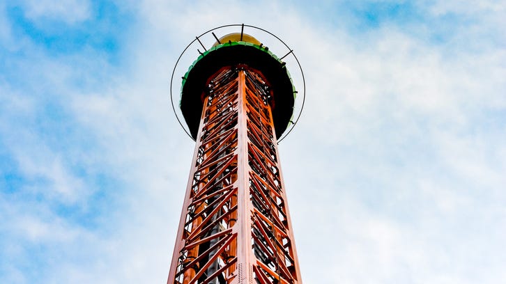 14-year-old falls to his death at Florida amusement park