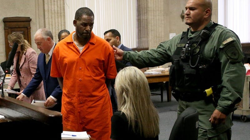 R. Kelly off suicide watch at Brooklyn federal jail: prosecutors