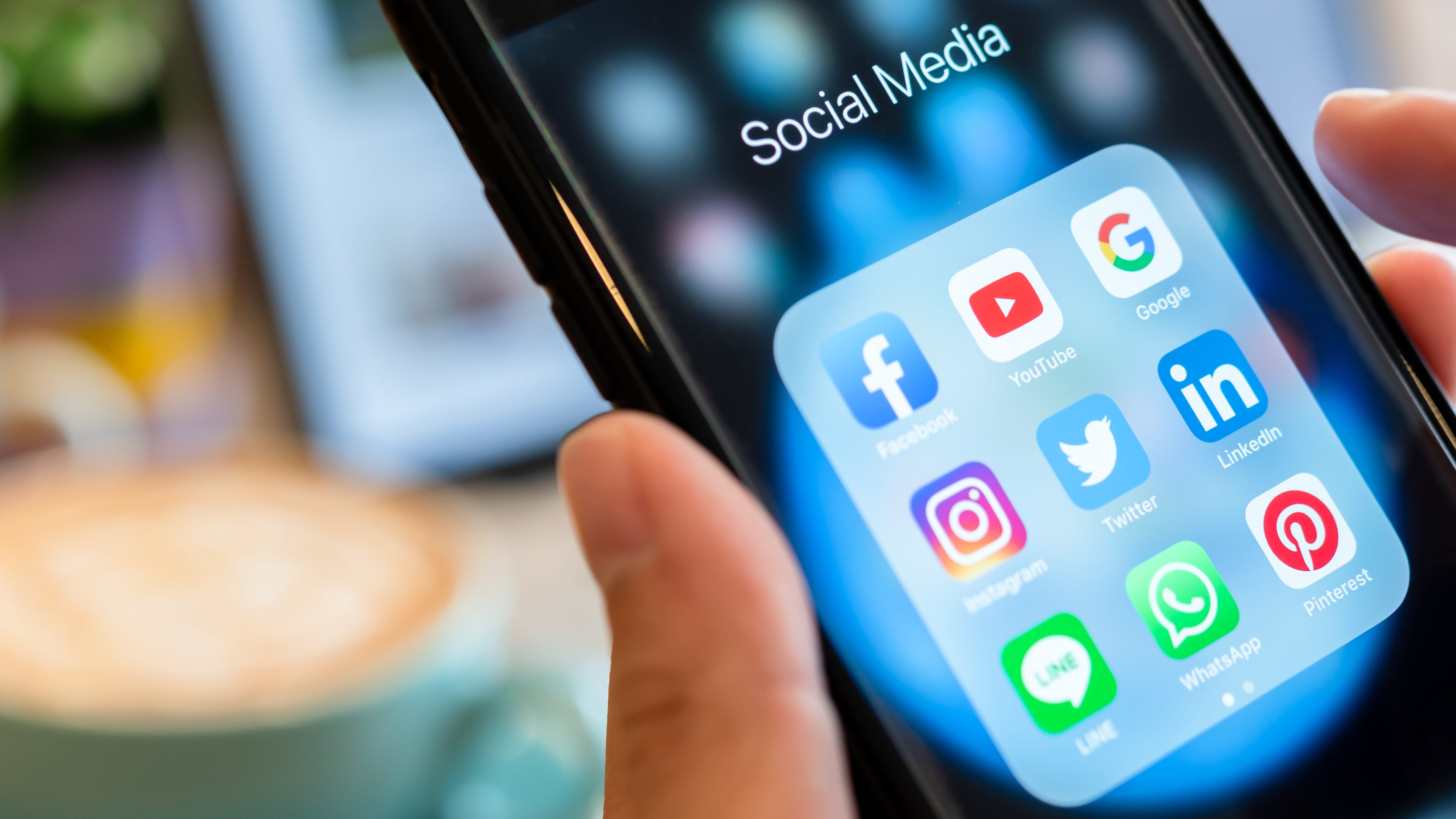 Court limits government contact with social media platforms