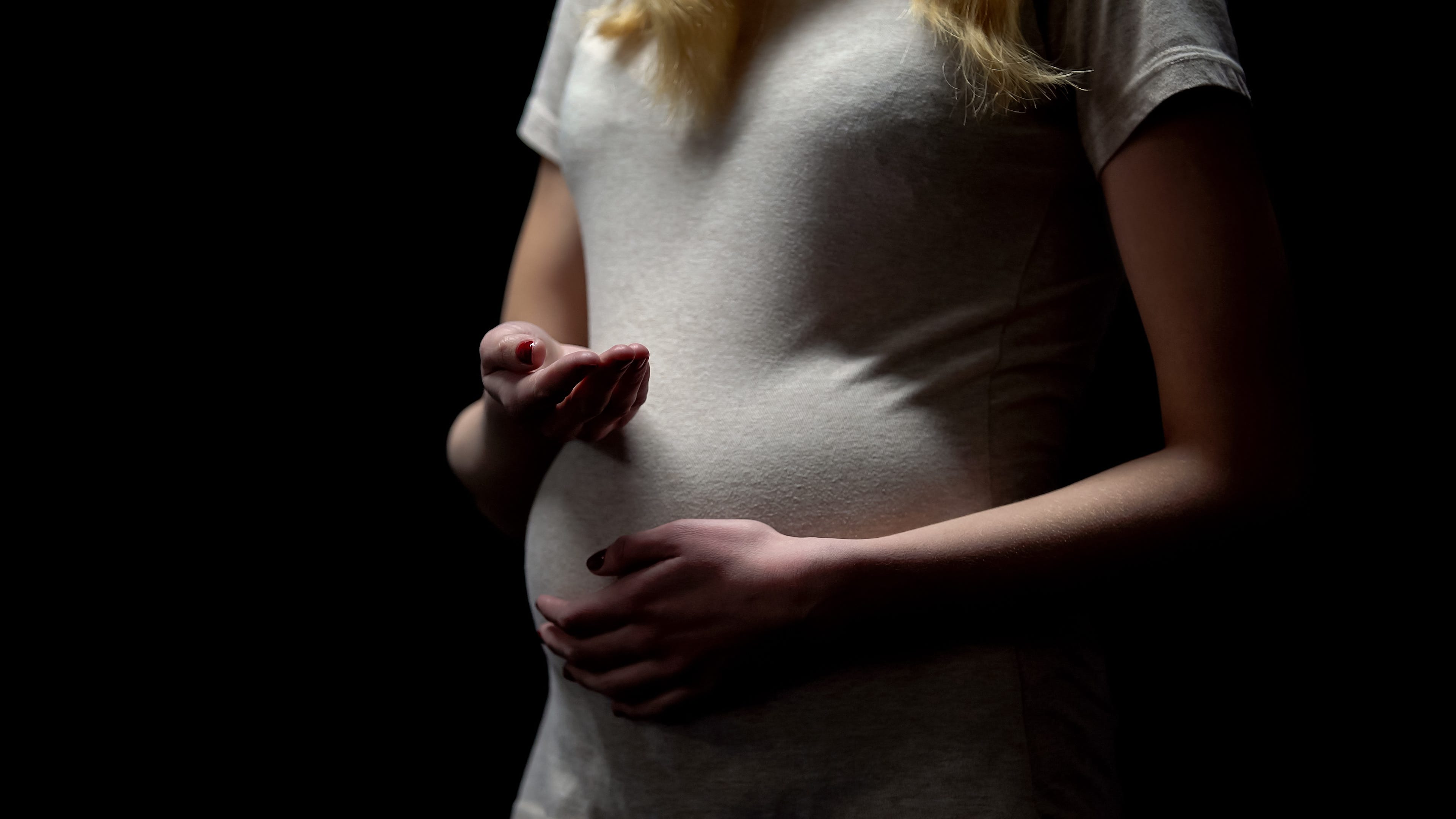 Woman says she gave birth on jail floor while guards laughed