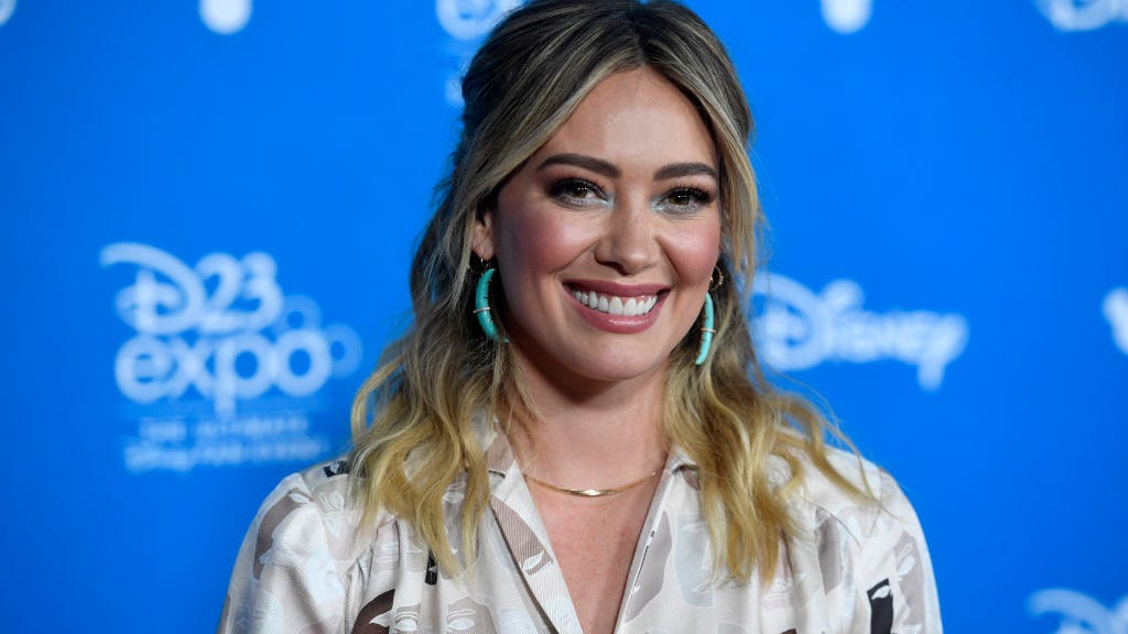 Hilary Duff reflects on what Lizzie McGuire would have been like in the canceled reboot