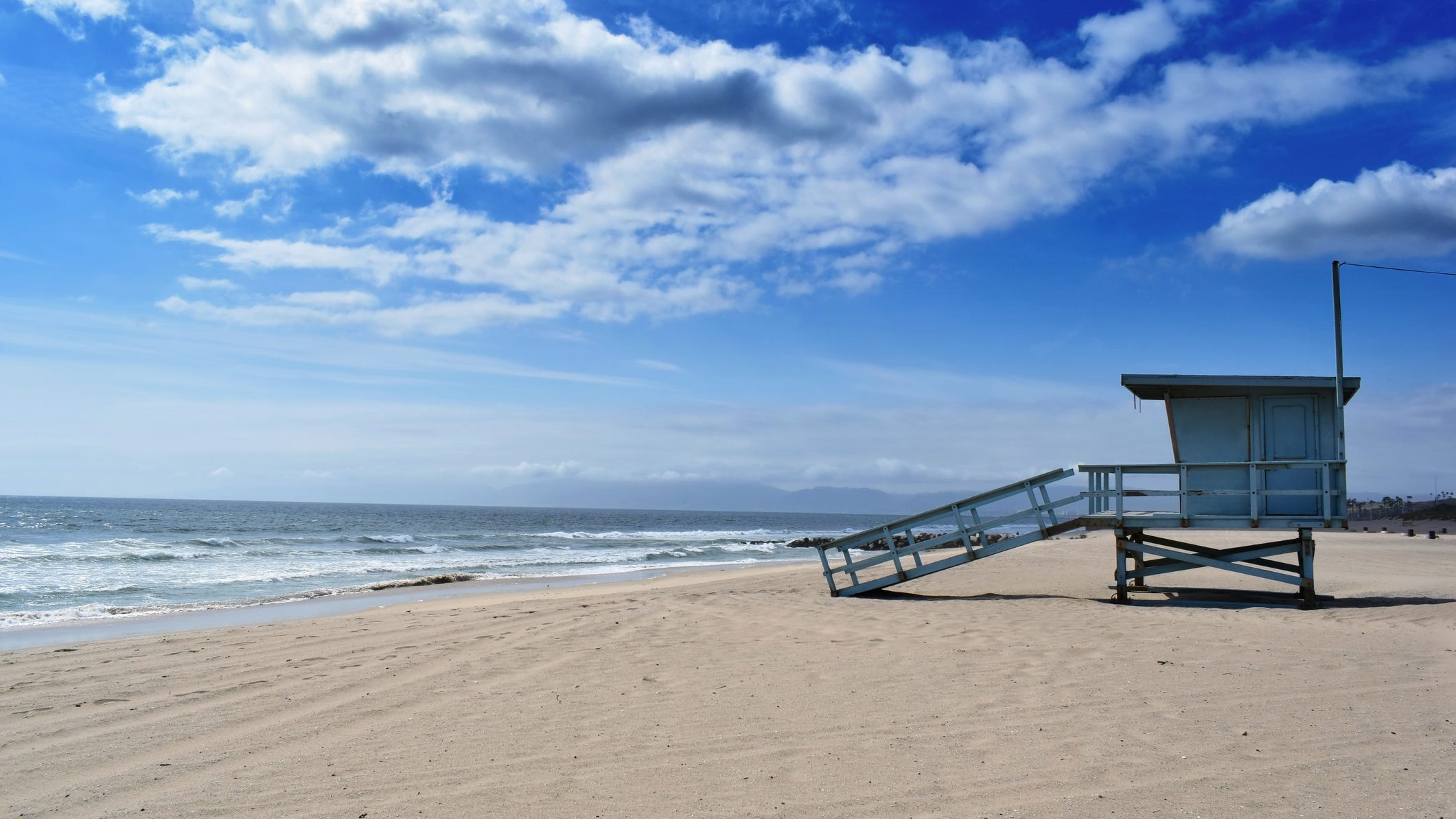 Sewage spill in Dominguez Channel forces closures at beaches in L.A., Long Beach