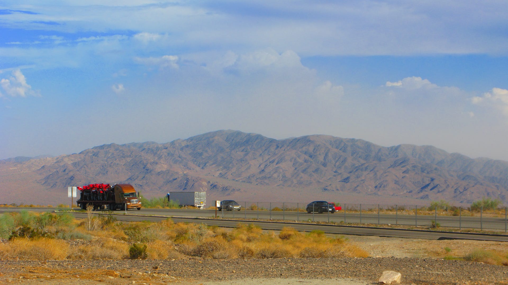 Trucker killed in rollover crash on I-10