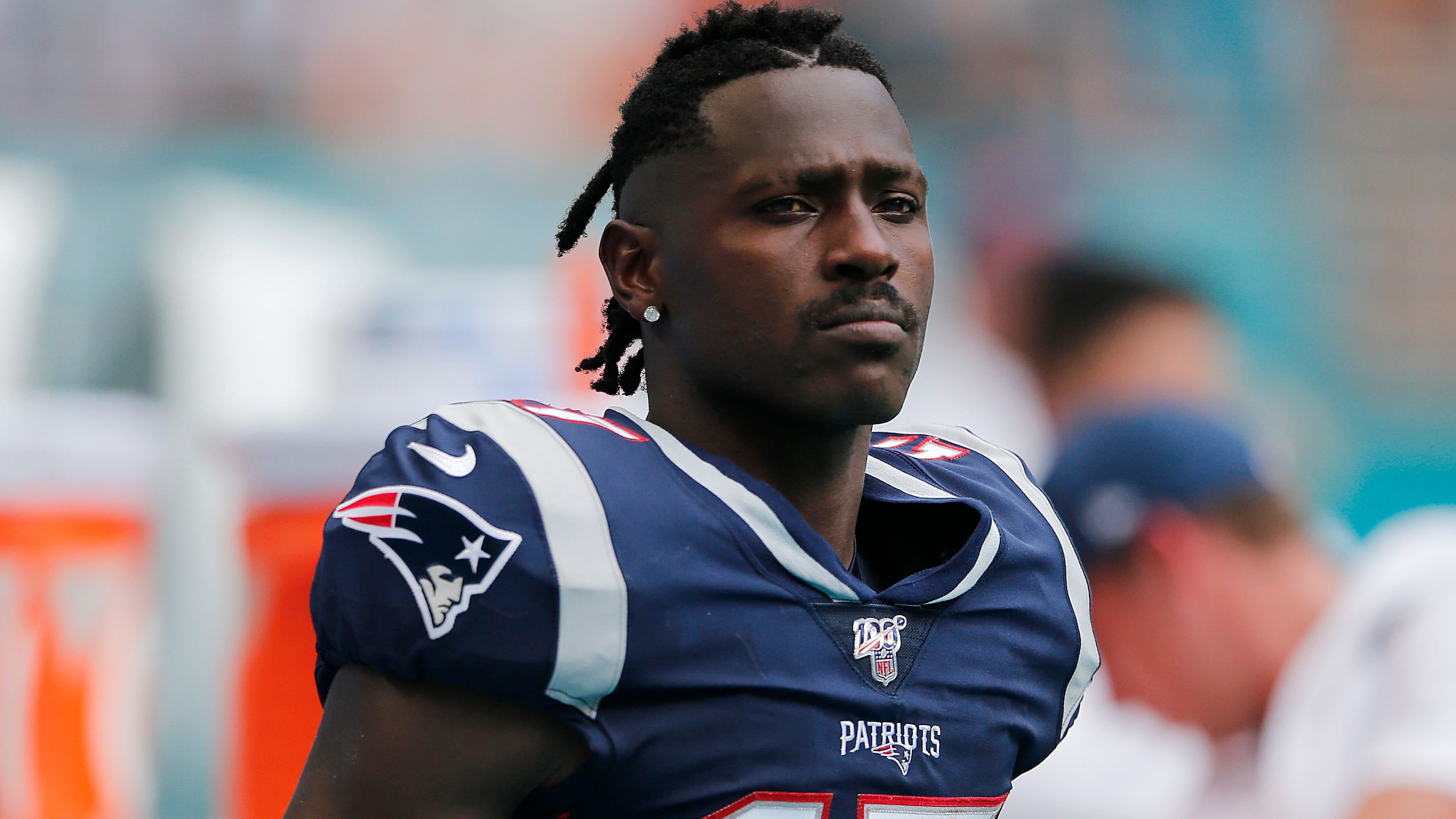 Antonio Brown Reportedly Locks Himself in House Amid Battery Investigation