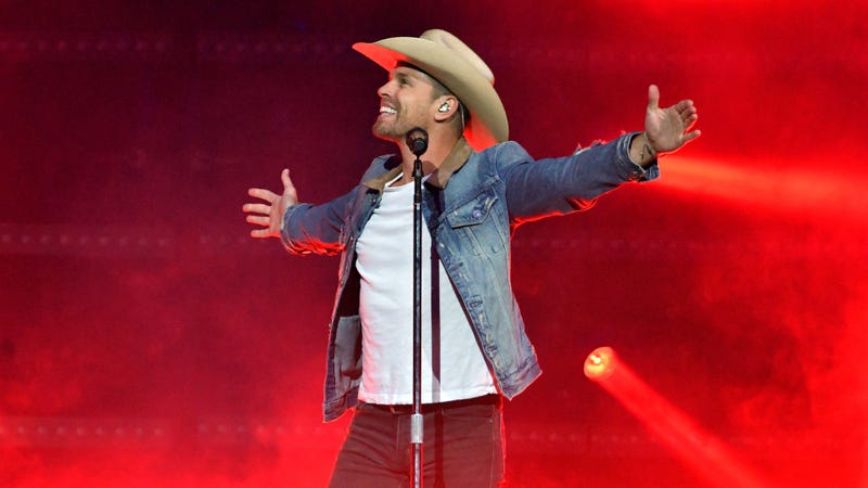 Dustin Lynch