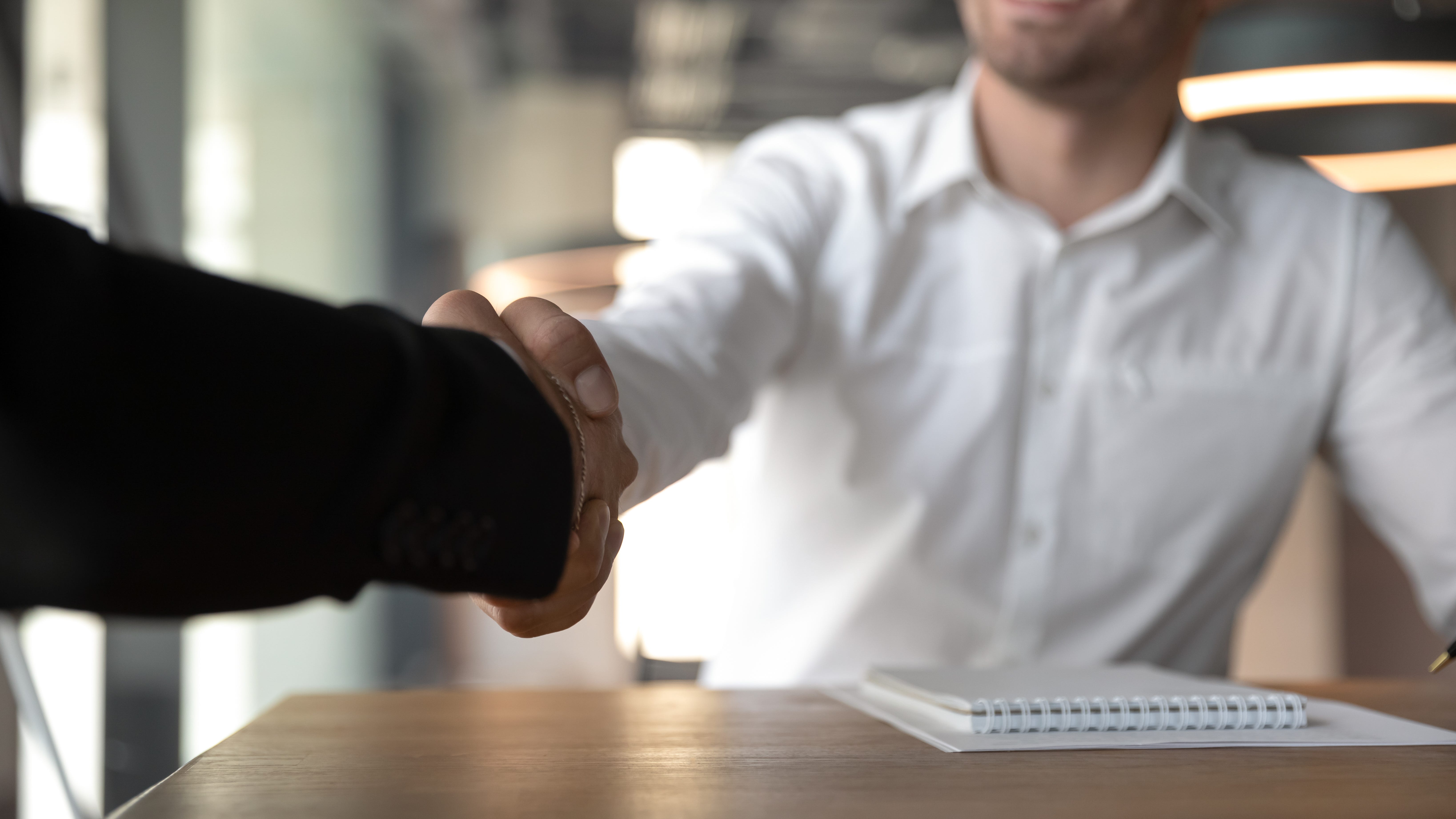 Employment expert offers tips for cashing in on current labor market