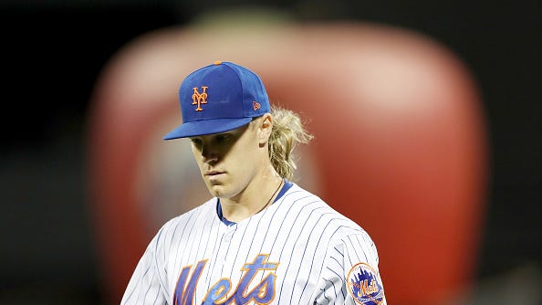 Noah Syndergaard trolls Trevor Bauer, gets response