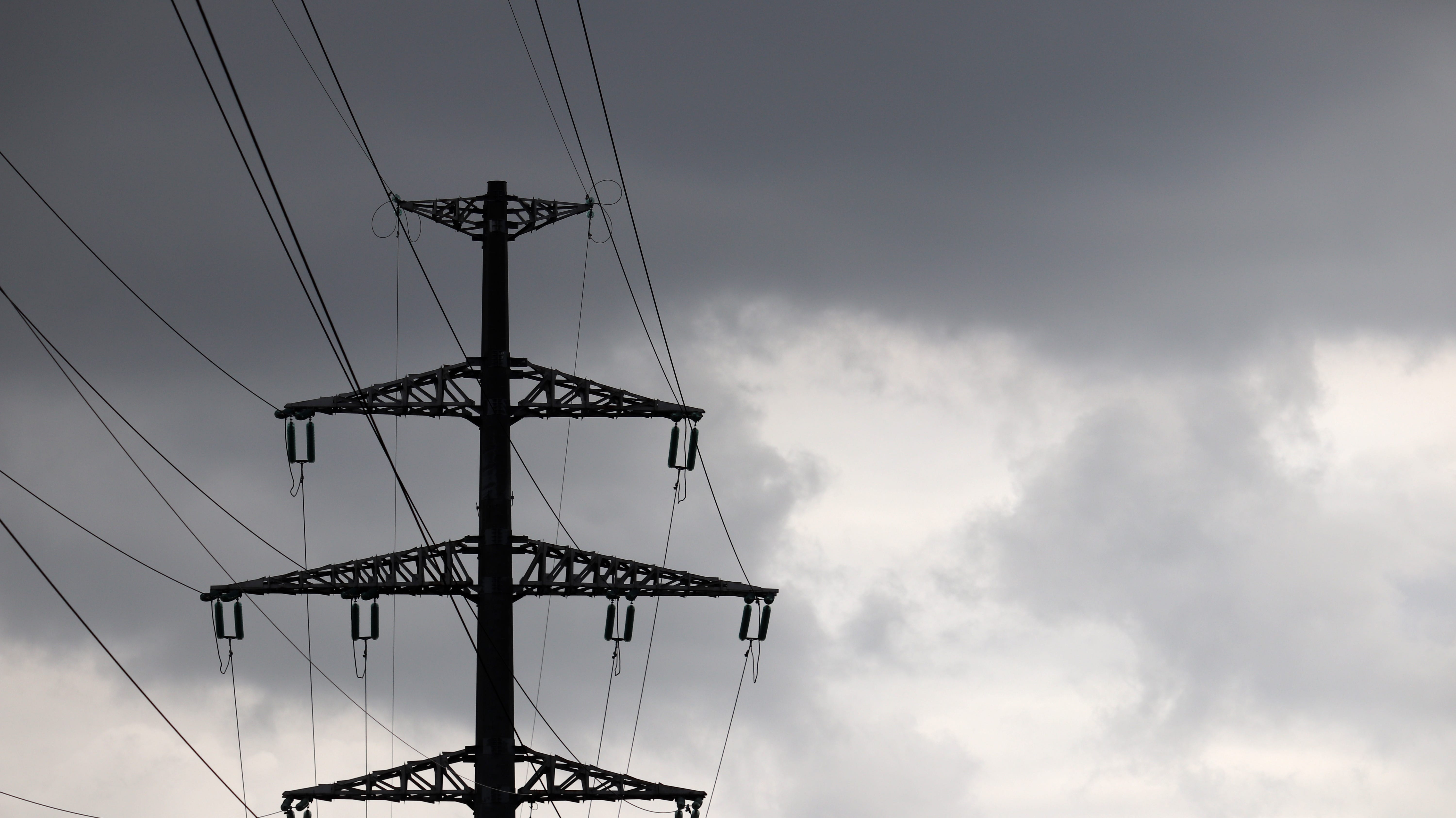 More than 50,000 DTE customers without power following stormy evening in Metro Detroit