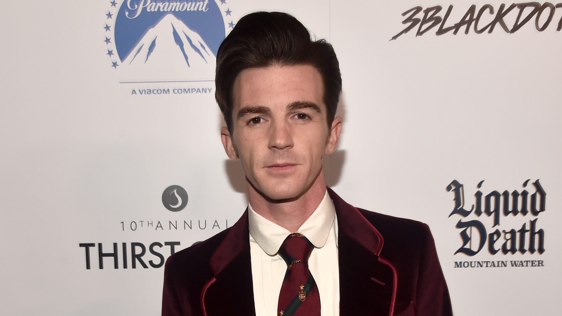 Why is Drake Bell of Nickelodeon's 'Drake & Josh' sentenced to 2 years of probation?
