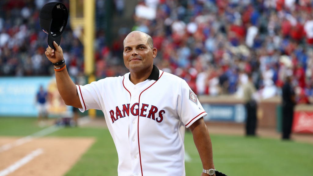 Pudge Rodriguez on the pros of new pitch clock, Rangers' expectations