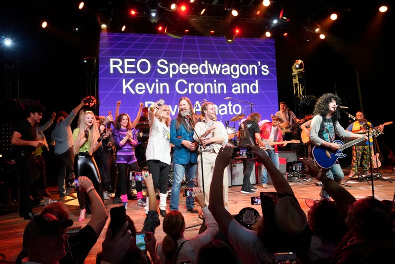 (Photo by Ed Rode/Getty Images for Alzheimer's Association)