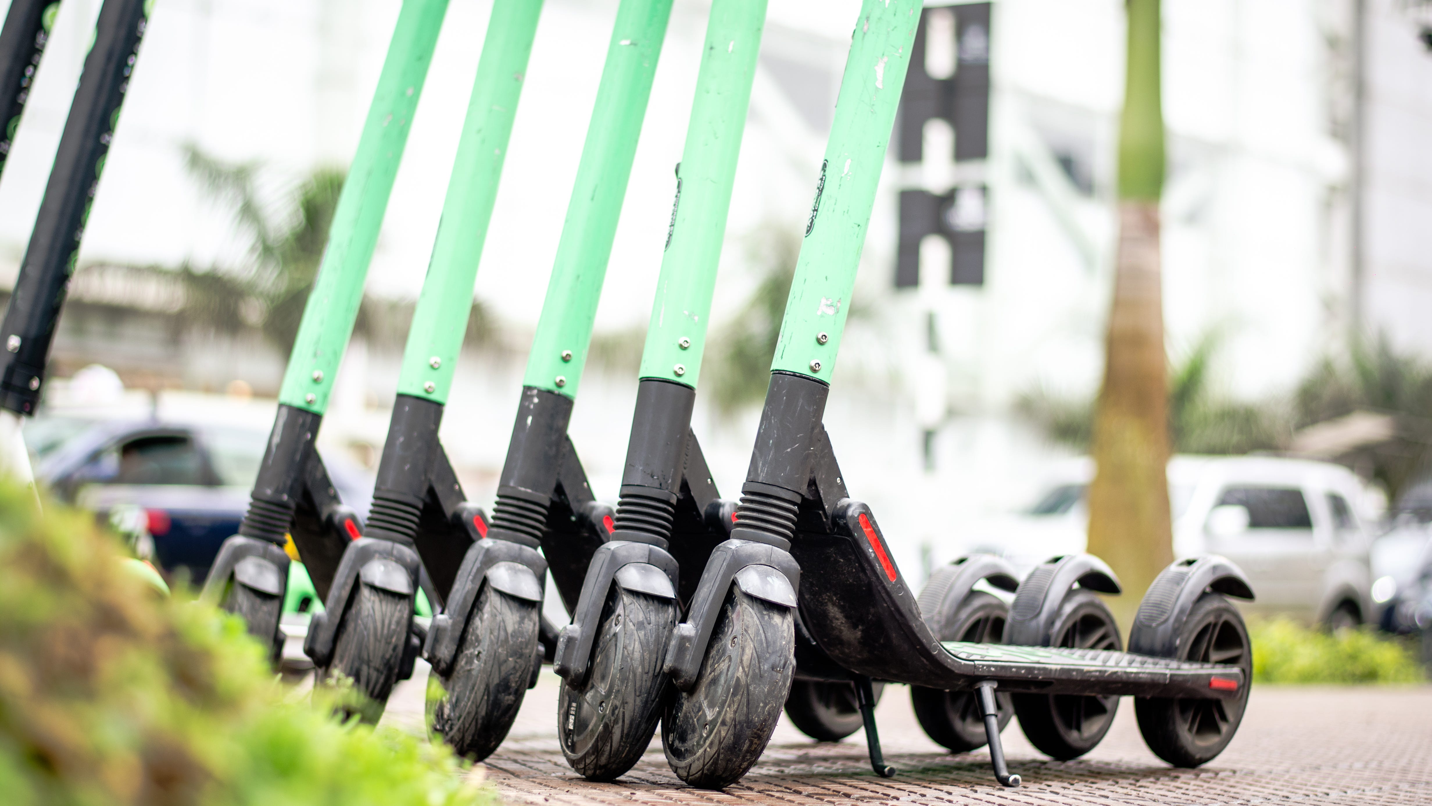 Alderman proposes ordinance to make e-scooters permanent in Chicago