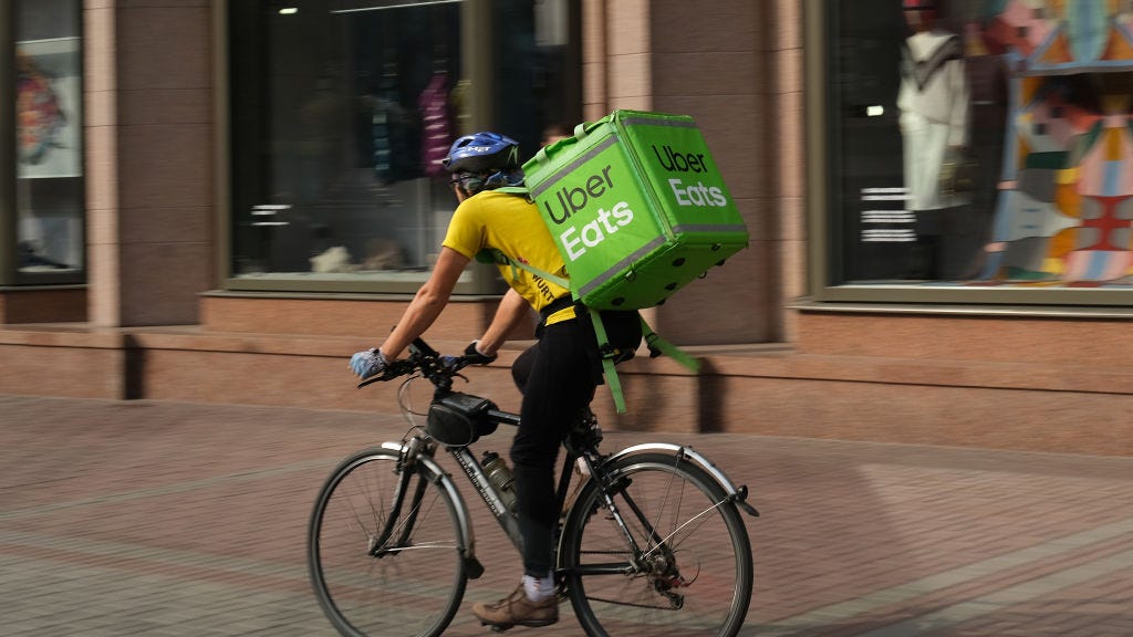 NYC Council approves permanent cap on food-delivery app fees