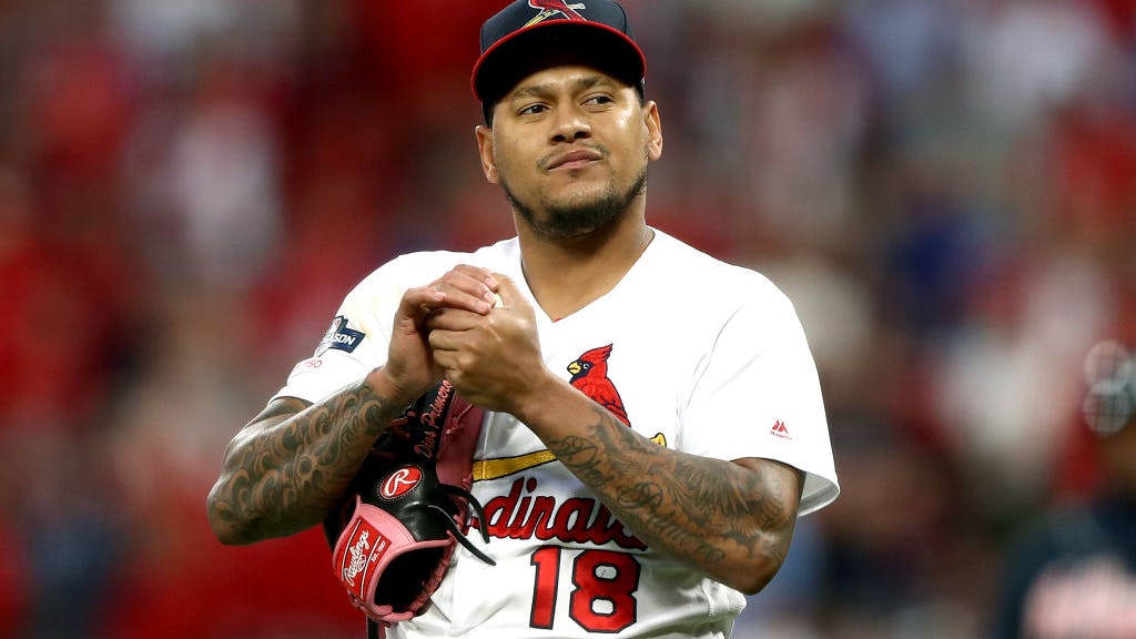 Cardinals pitcher reportedly arrested for violating COVID restrictions in Dominican Republic