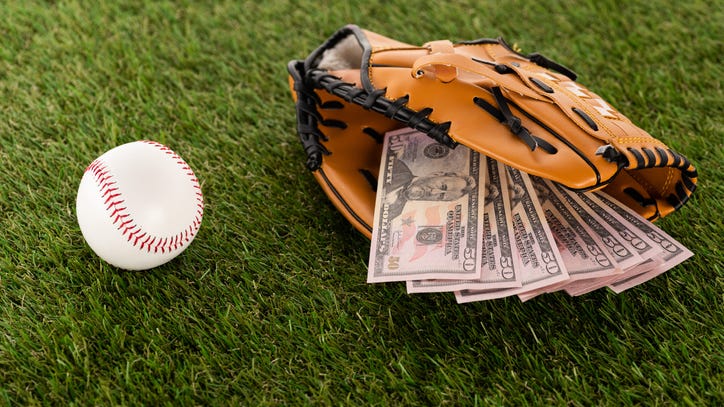 What tanked legalizing sports gambling in Minnesota this year?