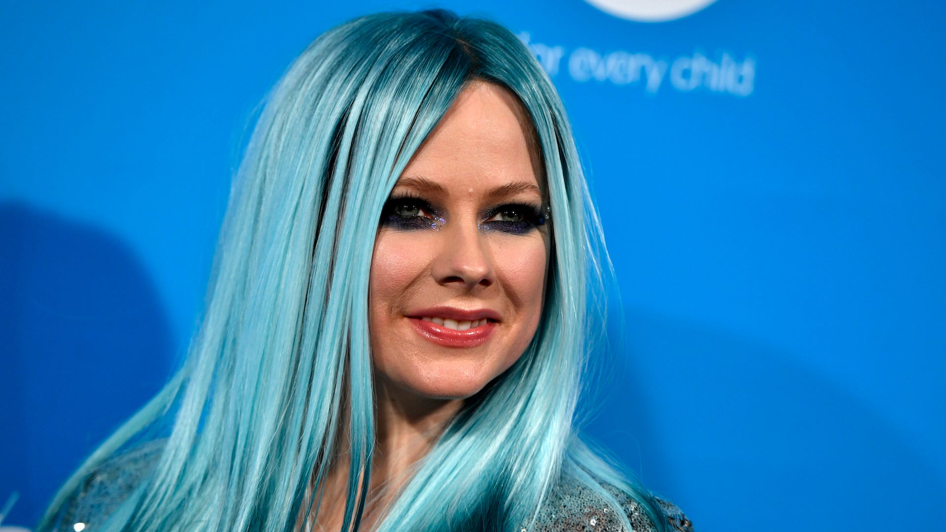 Avril Lavigne knew she had to go big with TikTok debut, so she called Tony Hawk
