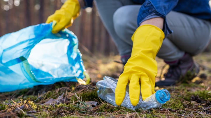 Environmentalist cleans up all waste in 58-acre park over 589 days