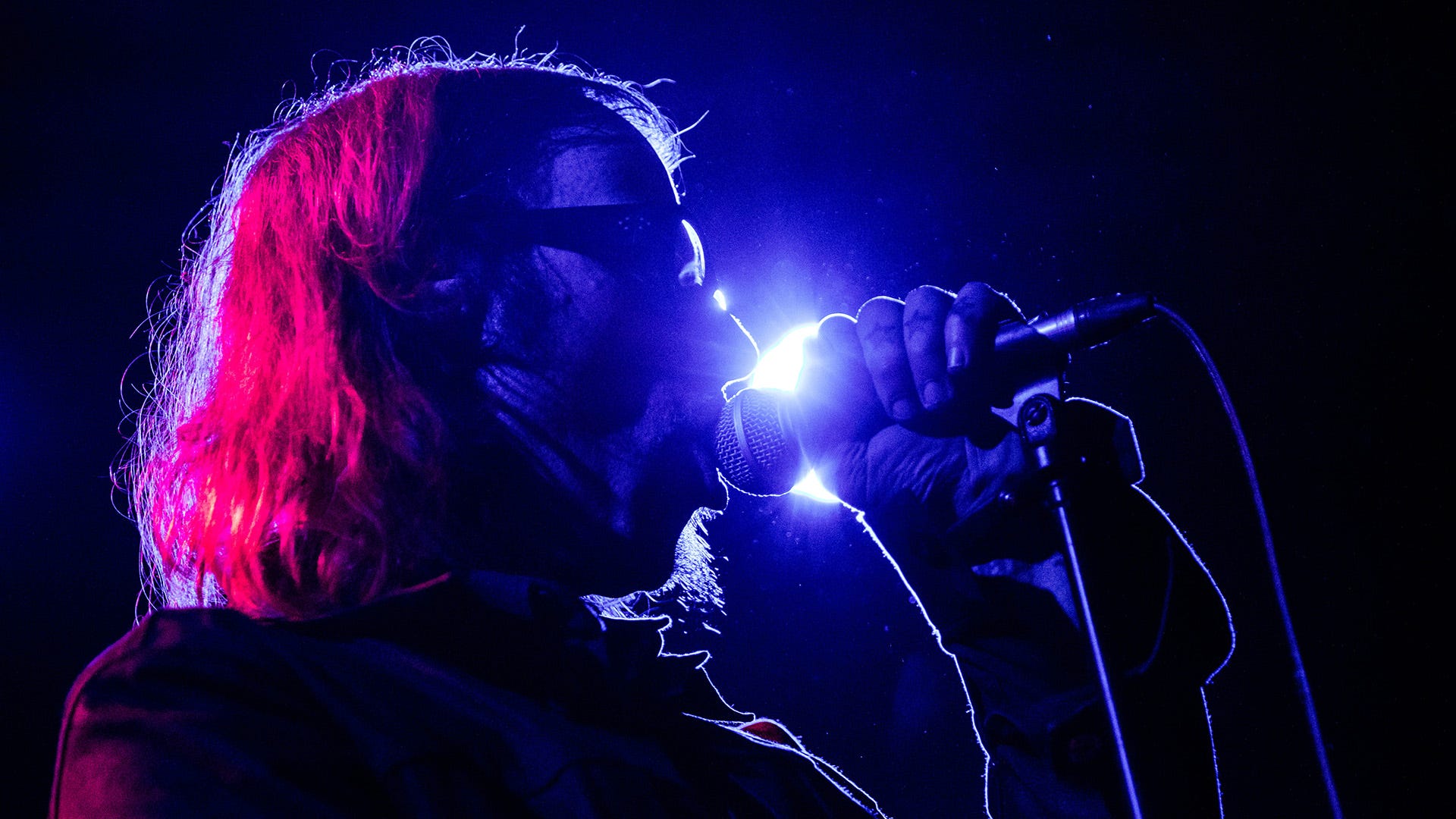 Singer and songwriter Mark Lanegan of Screaming Trees, QOTSA dies at 57