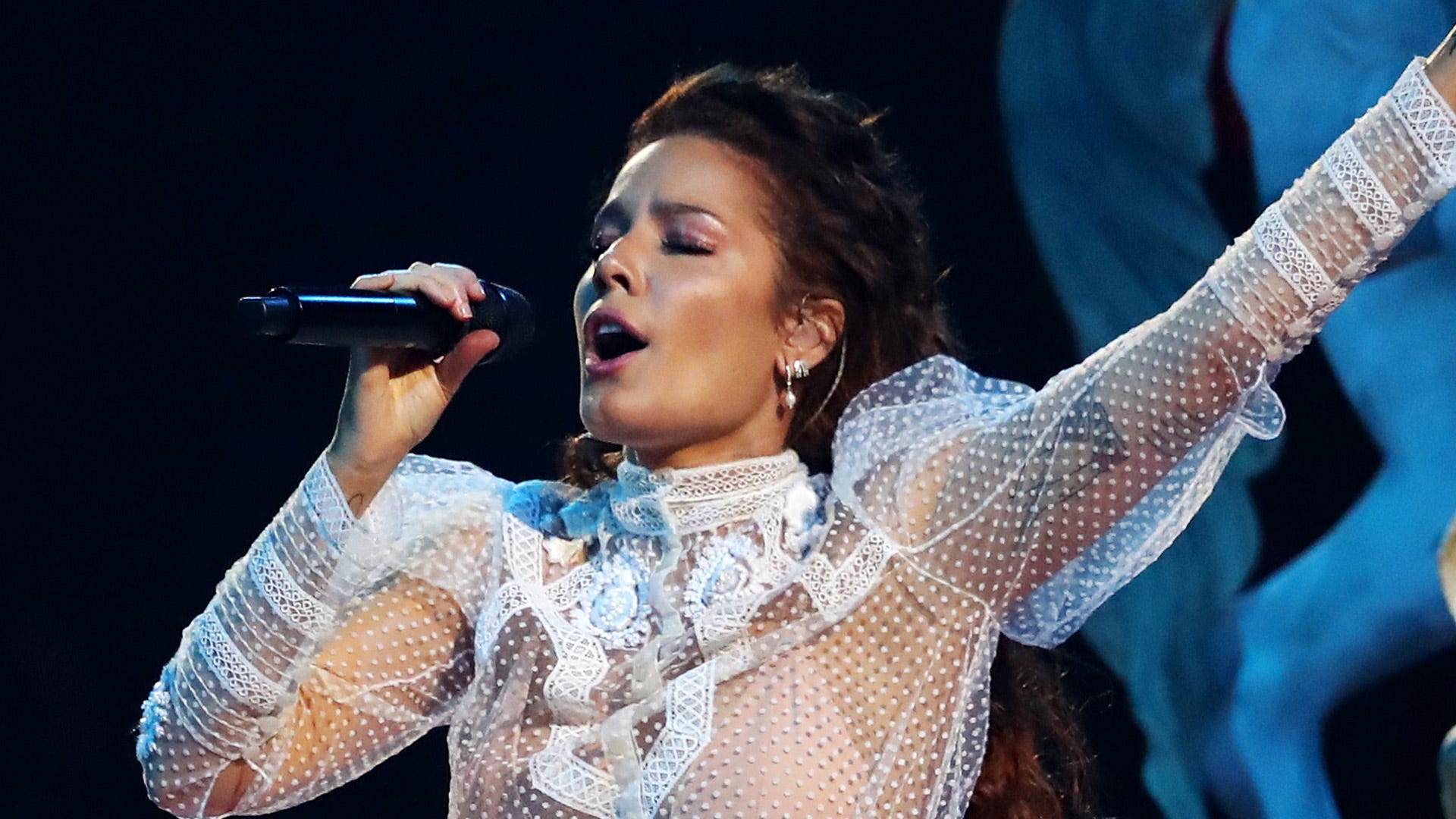 Halsey reveals dates of 'For My Last Trick Tour'