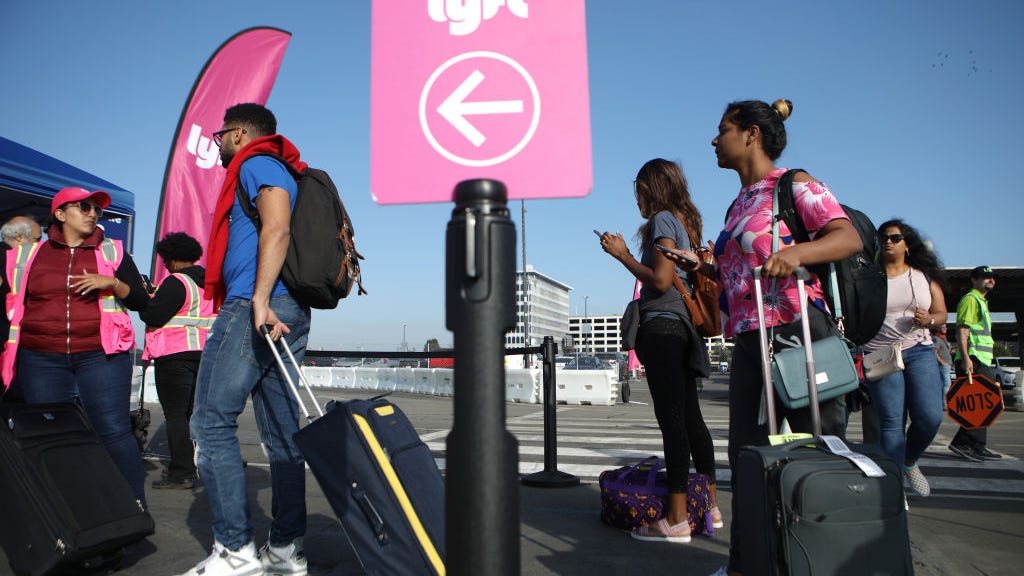 Masks now optional in Lyft and Uber rides