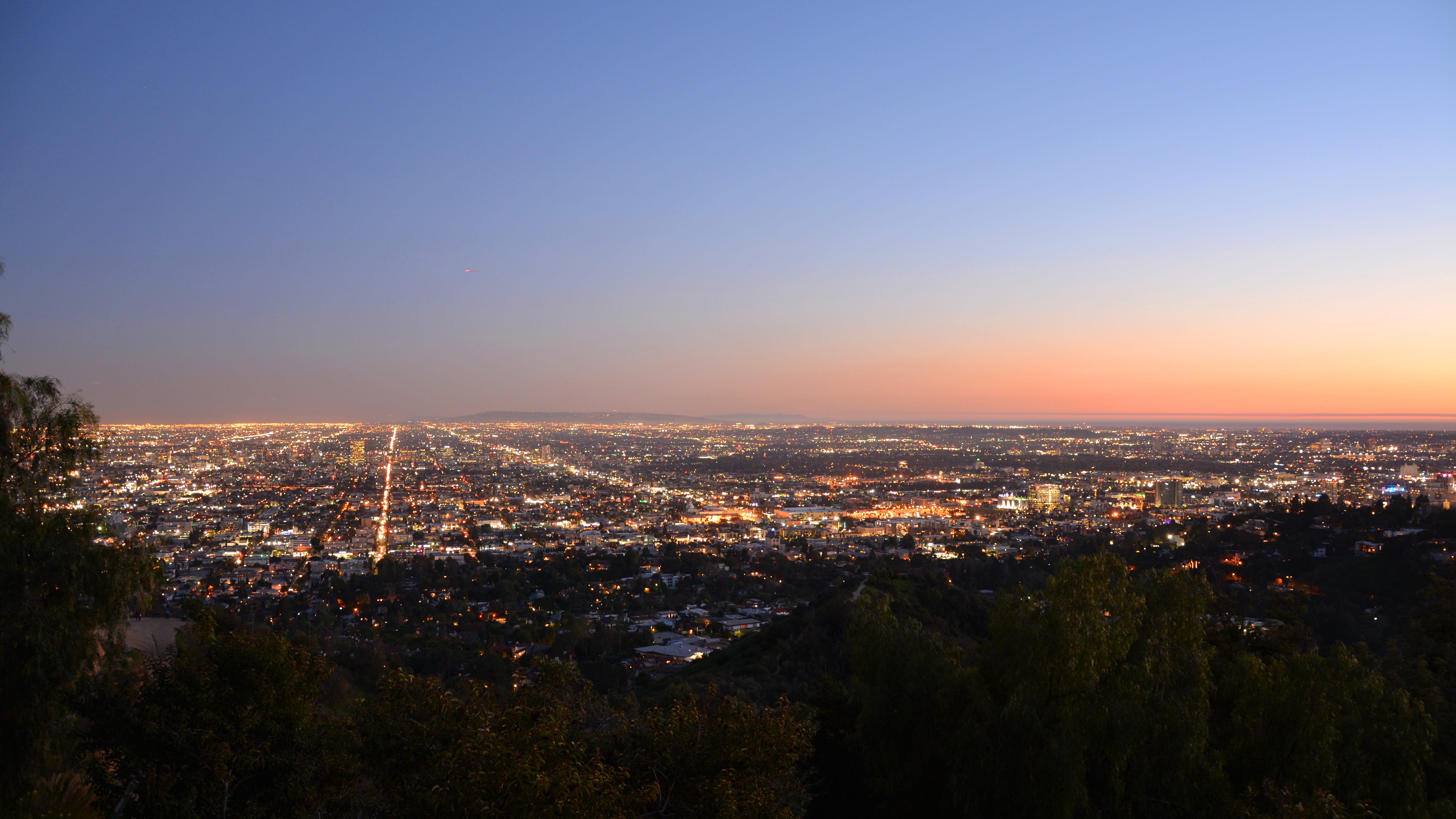 Los Angeles is home to over 400 different types of streetlights