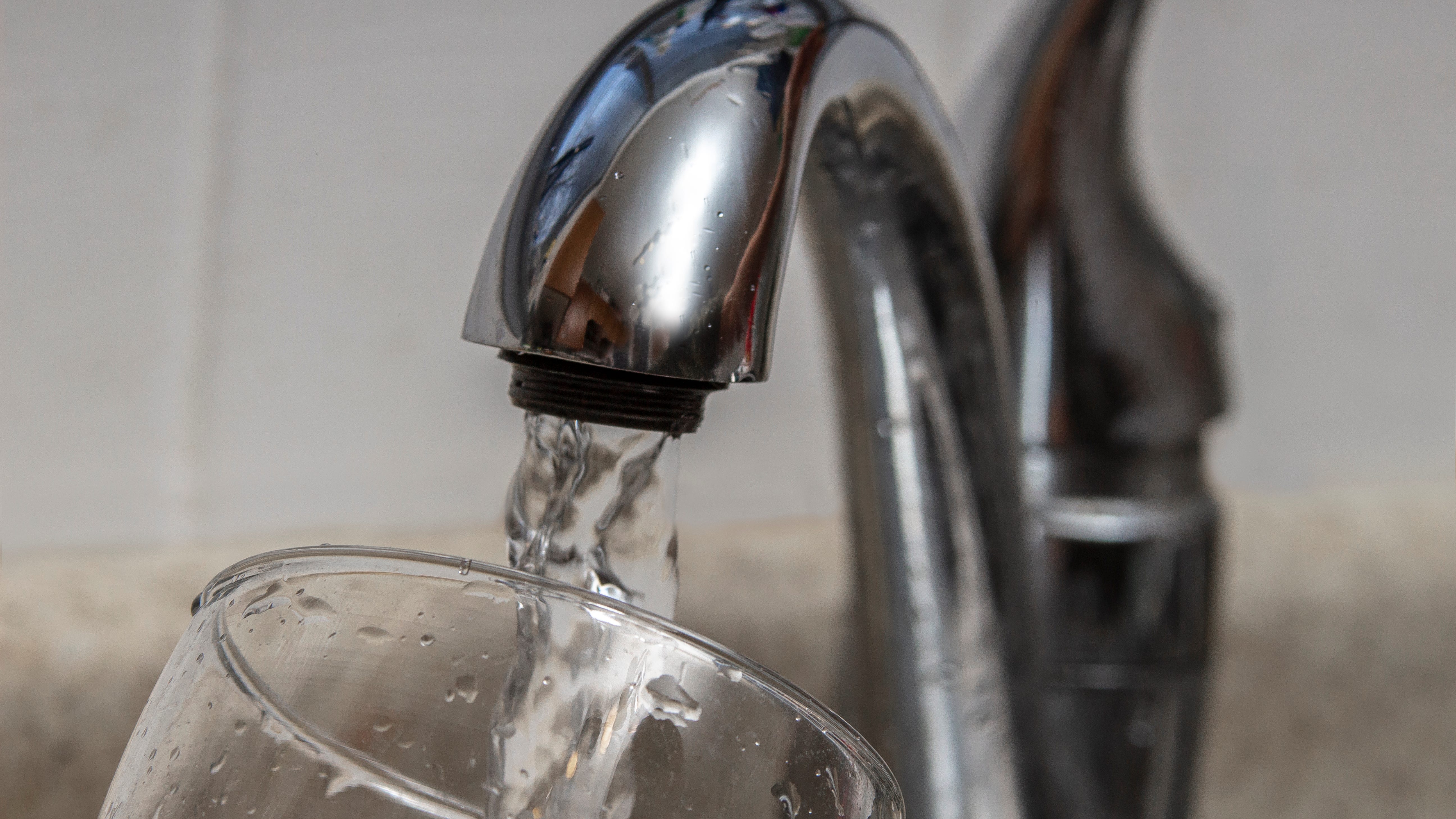 'Enough is enough': State senator begs city to to solve lead water crisis