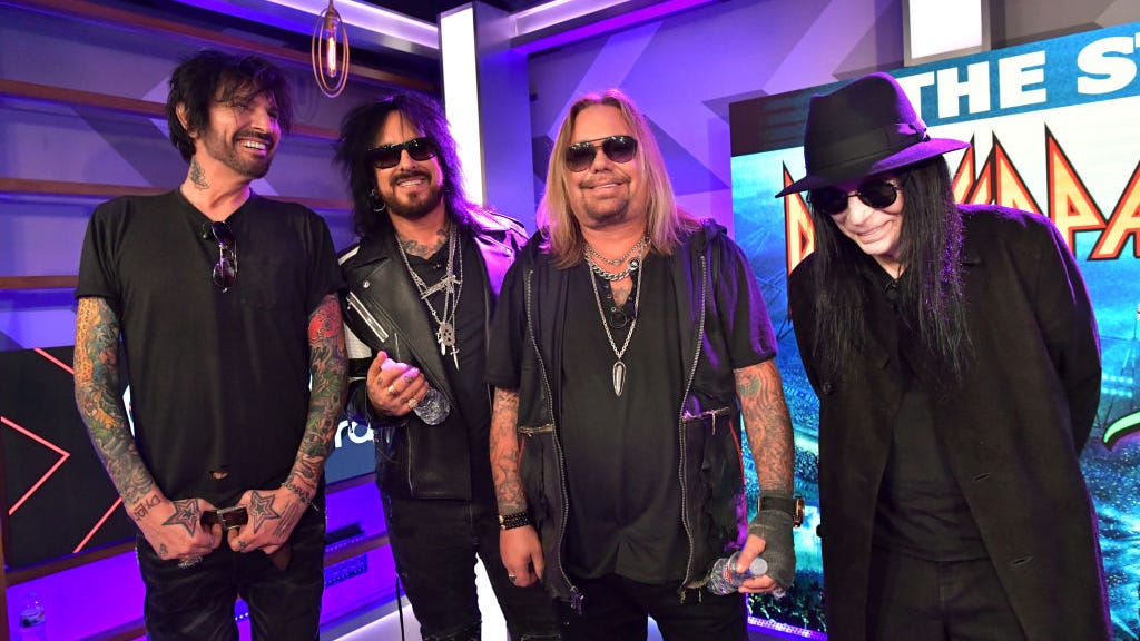 Mötley Crüe members seek to compel arbitration of Mars' claims