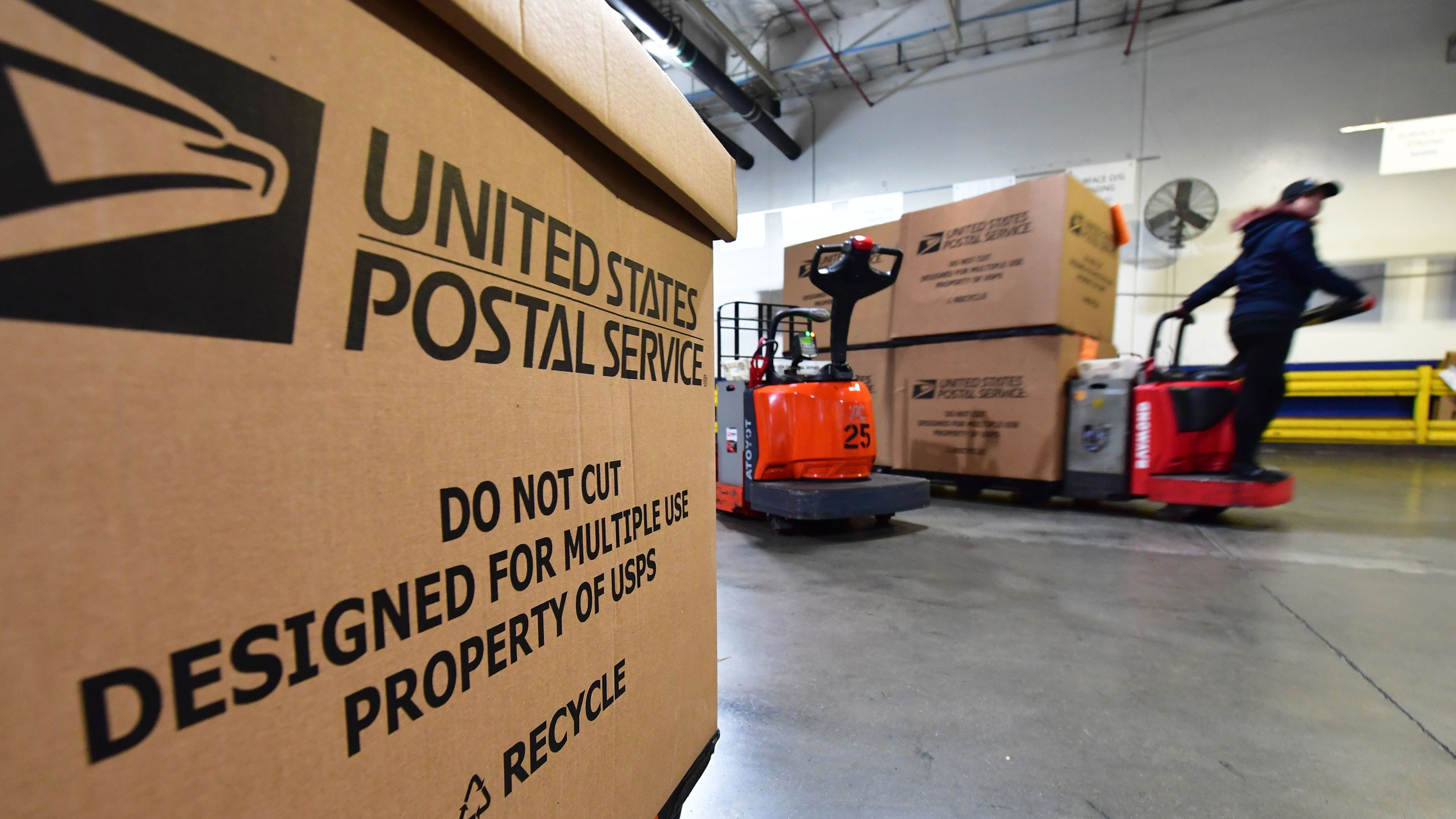 Shipping holiday gifts? Do it sooner rather than later, says USPS