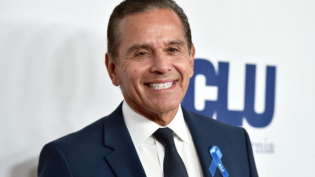 Former L.A. Mayor Villaraigosa named infrastructure advisor for California