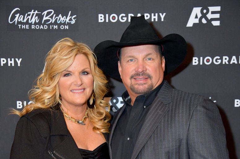 Trisha Yearwood and Garth Brooks